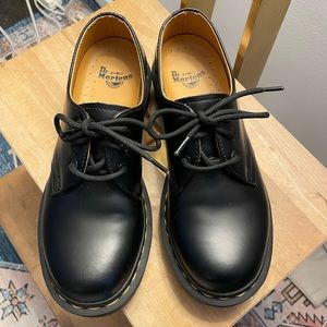Dr. Martens 1461 oxfords black sz 6 (women’s, like new)